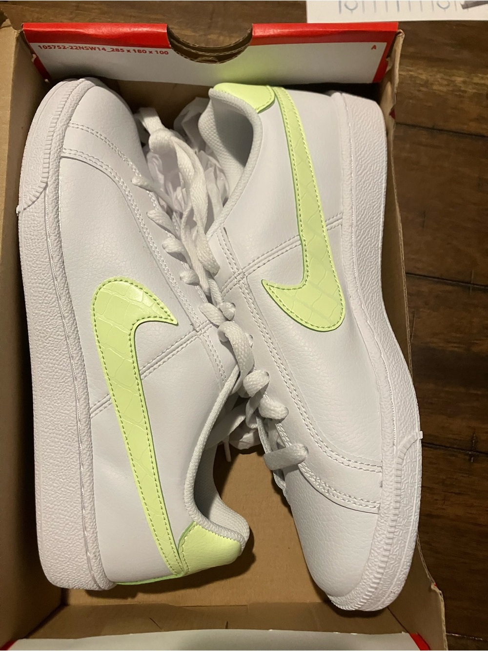 Nike Women’s Court Royale Sz 8